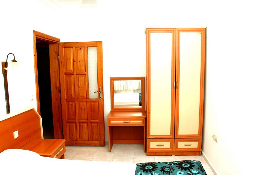 Side Orientt Apartments Esterno foto